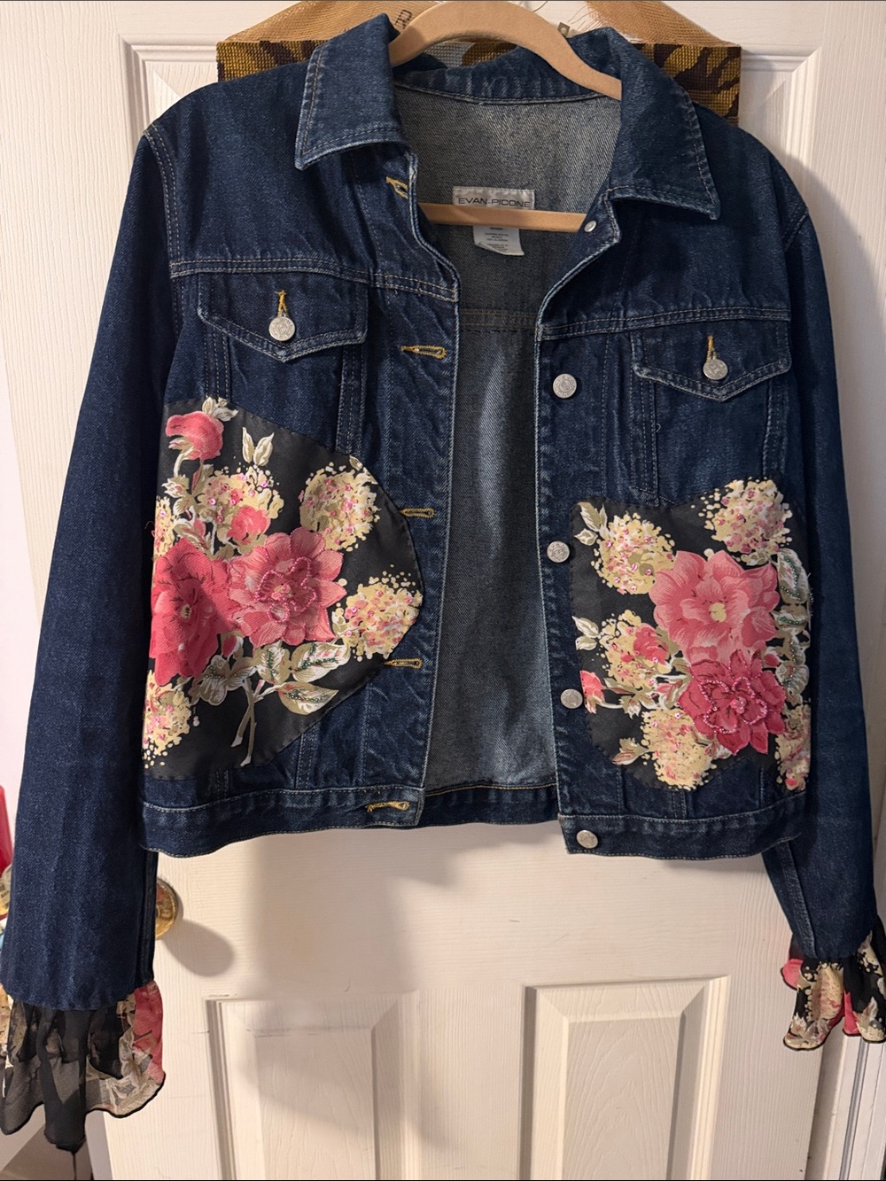 EVAN-PICONE ✨✨Women's Dark Blue Denim Jacket with Pink Floral Panels